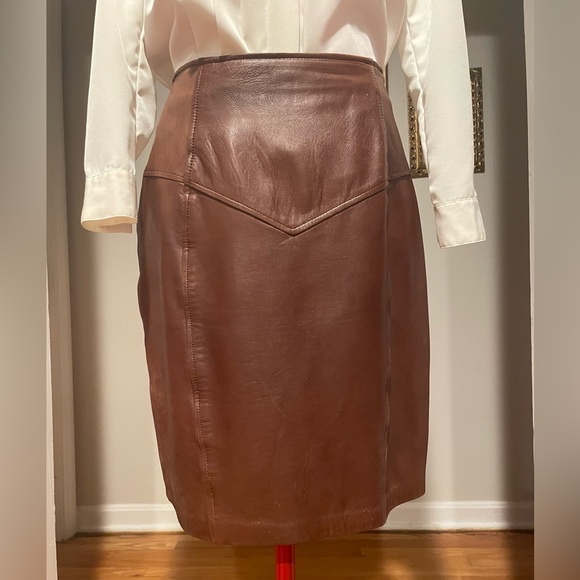 Vintage Chocolate Brown Leather Mini Skirt By Renaissance - Picture 3 of 12